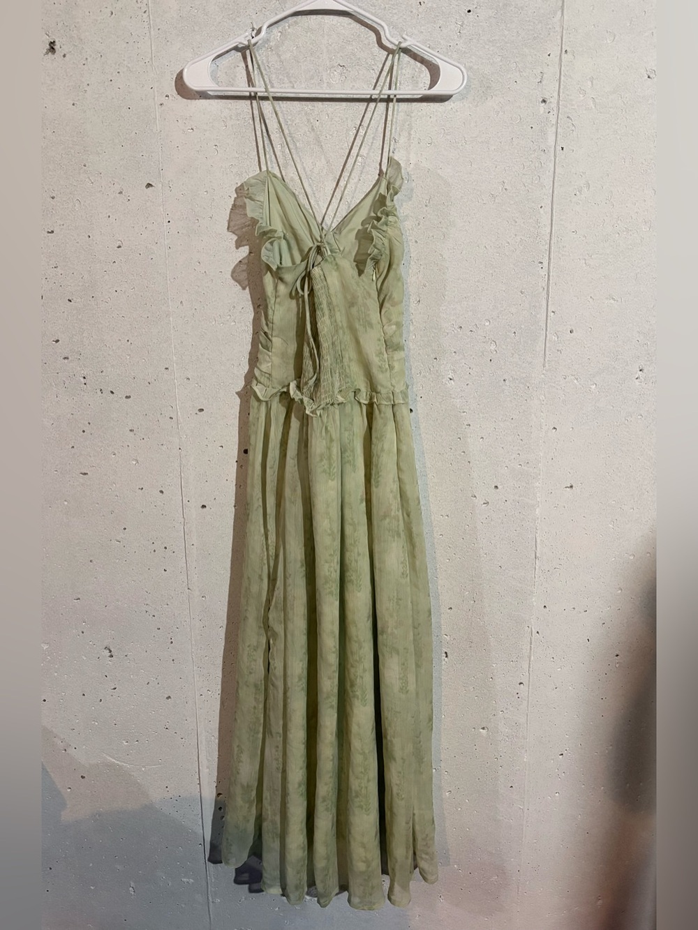 W Studio Ruffle Sleeveless Maxi Dress | Size: XS - Picture 2 of 7